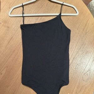 Babaton aritzia Black One-Shoulder Bodysuit